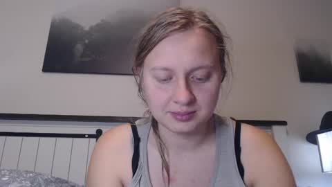 Snapshot of scartit chatting on 06-28-26, 09:54 ScarTit Bernhard online show from 06-28-26, 09:54