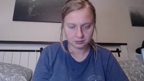 Snapshot of scartit chatting on 07-03-26, 10:16 ScarTit Bernhard online show from 07-03-26, 10:16