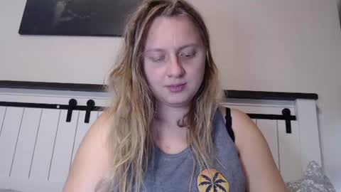 Snapshot of scartit chatting on 07-11-26, 11:17 ScarTit Bernhard online show from 07-11-26, 11:17