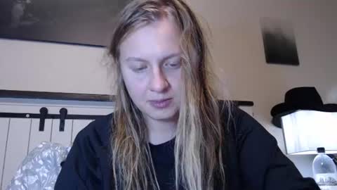 Snapshot of scartit chatting on 07-26-26, 12:19 ScarTit Bernhard online show from 07-26-26, 12:19