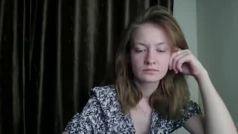 Snapshot of scented_elsa chatting on 04-28-26, 04:23 Elsa online show from 04-28-26, 04:23