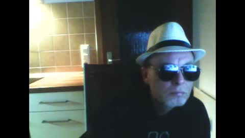 schnibschnab online show from 03-01-26, 10:34