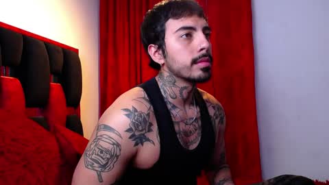 Snapshot of scockpion_ chatting on 04-26-26, 07:39 Alejandro help me to reach 200 thumps up online show from 04-26-26, 07:39