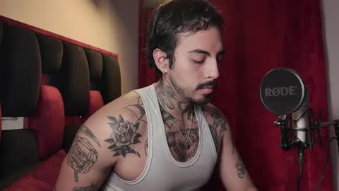 Snapshot of scockpion_ chatting on 05-22-26, 04:52 Alejandro help me to reach 200 thumps up online show from 05-22-26, 04:52