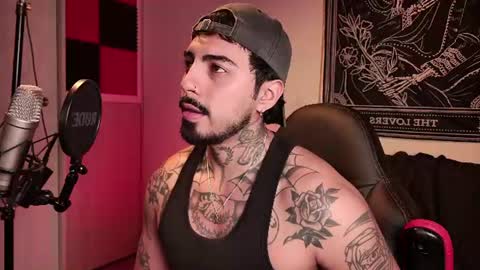 Alejandro help me to reach 200 thumps up online show from 06-16-26, 07:33