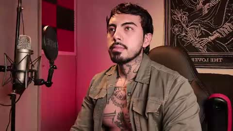 Alejandro help me to reach 200 thumps up online show from 06-21-26, 09:34