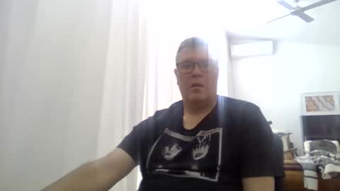 Snapshot of scoobs71 chatting on 06-11-26, 02:53 Scoobs online show from 06-11-26, 02:53