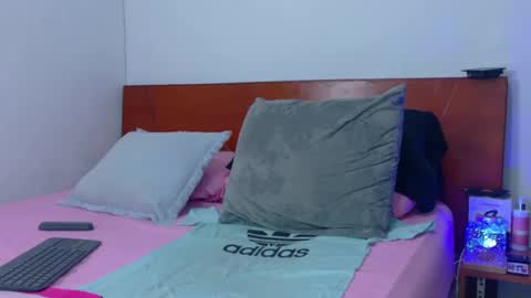scook_gray online show from 07-10-26, 03:00