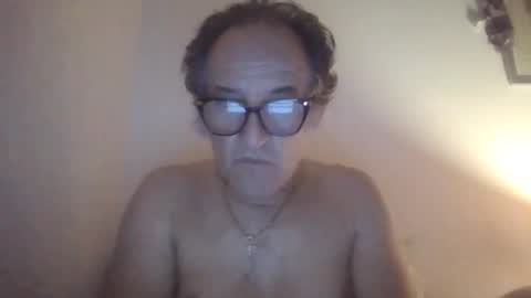 Snapshot of scotchwhieskie chatting on 07-19-26, 11:19 scotchwhieskie online show from 07-19-26, 11:19
