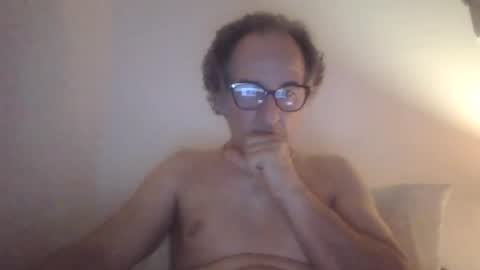 Snapshot of scotchwhieskie chatting on 07-28-26, 10:42 scotchwhieskie online show from 07-28-26, 10:42