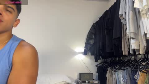 Andrew Flintt online show from 10-30-25, 02:35