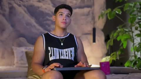 Andrew Flintt online show from 03-28-26, 01:16