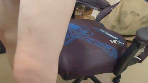 Snapshot of scottalias chatting on 05-12-26, 07:11 Scott online show from 05-12-26, 07:11