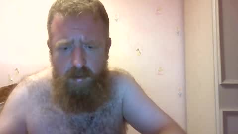 Snapshot of scottishlover88 chatting on 07-25-26, 10:29 scottishlover88 online show from 07-25-26, 10:29