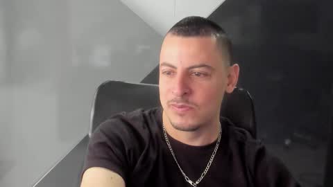 Ricardo online show from 02-20-26, 01:33