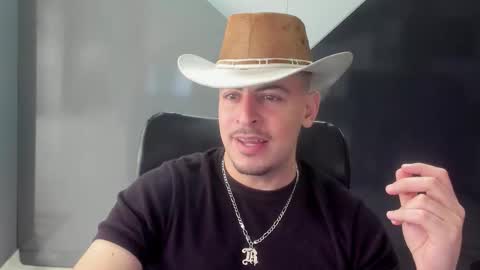 Ricardo online show from 02-25-26, 01:54