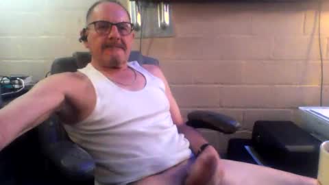 Snapshot of sdh69 chatting on 03-26-26, 02:22 eating pussy sucking dick online show from 03-26-26, 02:22