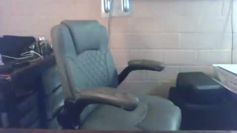 Snapshot of sdh69 chatting on 06-10-26, 07:18 eating pussy sucking dick online show from 06-10-26, 07:18