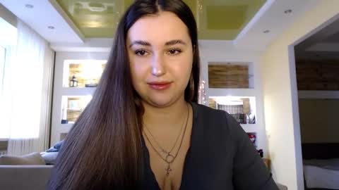 Snapshot of sea_cocktail chatting on 12-07-24, 08:55 Elizabeth  online show from 12-07-24, 08:55