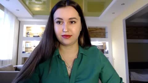 Snapshot of sea_cocktail chatting on 12-10-24, 07:58 Elizabeth  online show from 12-10-24, 07:58