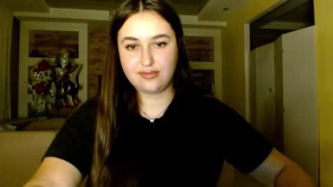 Elizabeth  online show from 11-28-25, 02:20