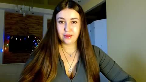 Elizabeth  online show from 12-17-25, 07:14