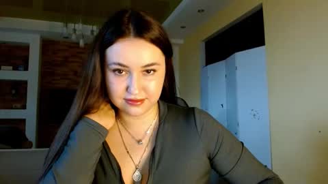 Elizabeth  online show from 03-03-26, 12:33