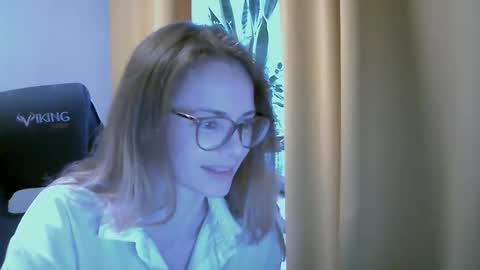 Snapshot of sea_dream chatting on 09-23-25, 03:20 SEA Dream online show from 09-23-25, 03:20