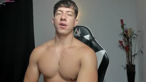 Snapshot of sean_brownx chatting on 06-27-26, 11:48 Sean online show from 06-27-26, 11:48