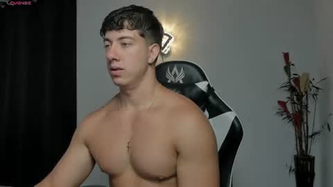 Snapshot of sean_brownx chatting on 07-03-26, 04:57 Sean online show from 07-03-26, 04:57