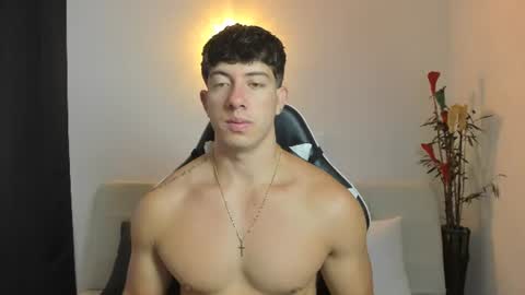 Snapshot of sean_brownx chatting on 07-21-26, 01:46 Sean online show from 07-21-26, 01:46