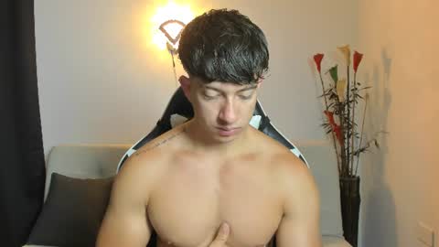 Snapshot of sean_brownx chatting on 08-02-26, 10:25 Sean online show from 08-02-26, 10:25