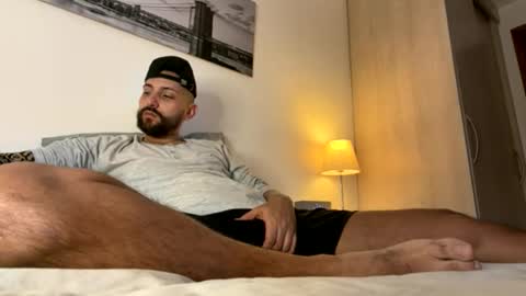 Snapshot of seanpablosanz chatting on 05-31-26, 02:02 Sean pablo Sanz online show from 05-31-26, 02:02