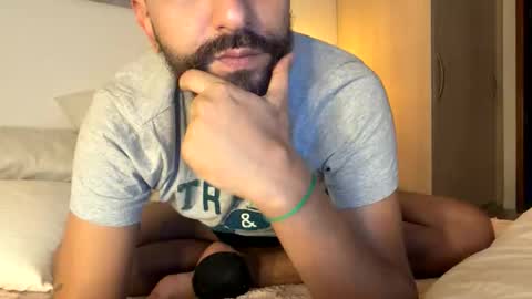 Snapshot of seanpablosanz chatting on 06-06-26, 04:50 Sean pablo Sanz online show from 06-06-26, 04:50