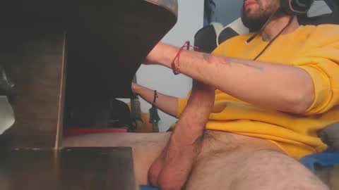 Snapshot of sebas21cm1 chatting on 02-19-25, 05:06 sebas21cm1 online show from 02-19-25, 05:06