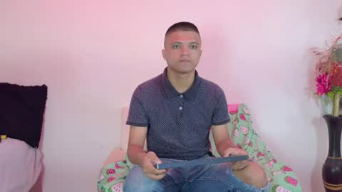 Snapshot of sebas_n_aly chatting on 07-10-26, 03:33 ely online show from 07-10-26, 03:33