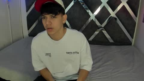 Snapshot of sebas_pretty7 chatting on 12-03-25, 12:25 sebas_pretty7 online show from 12-03-25, 12:25