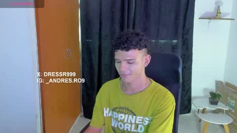 Snapshot of sebascuterouss chatting on 04-18-26, 07:07 sebas 3 online show from 04-18-26, 07:07