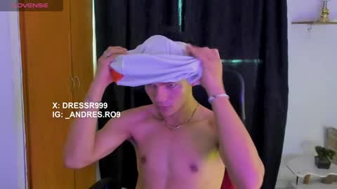 Snapshot of sebascuterouss chatting on 04-19-26, 06:10 sebas 3 online show from 04-19-26, 06:10