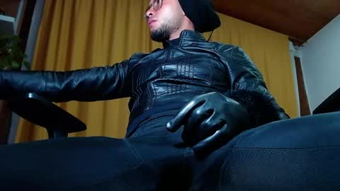 Sebastian online show from 05-23-26, 05:23