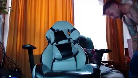 Sebastian online show from 07-22-26, 06:54