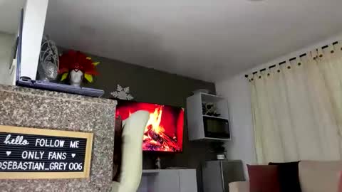 SEBASTIAN GREY online show from 01-14-26, 10:32