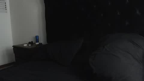 Sebastian online show from 03-10-26, 03:06