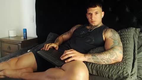 Sebastian online show from 04-11-26, 06:01