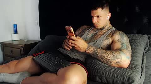 Sebastian online show from 04-14-26, 06:36