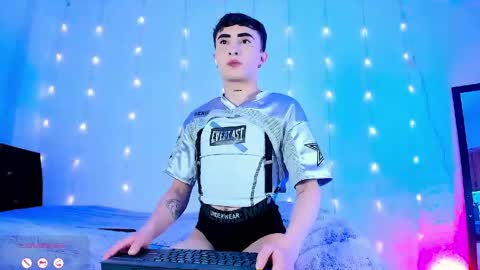Snapshot of sebastianhilton chatting on 06-06-26, 10:14 . INDEPENDENT MODEL online show from 06-06-26, 10:14