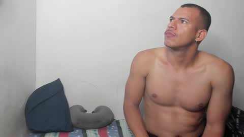 Snapshot of sebastianp13 chatting on 12-06-24, 12:05 sebatian palacios online show from 12-06-24, 12:05