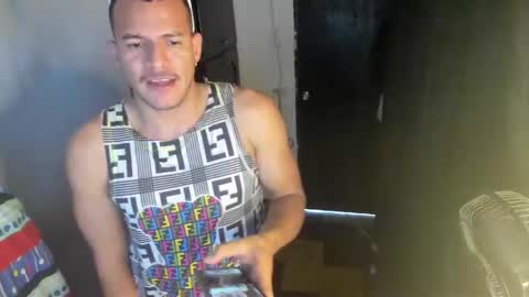 Snapshot of sebastianp13 chatting on 12-06-24, 07:01 sebatian palacios online show from 12-06-24, 07:01