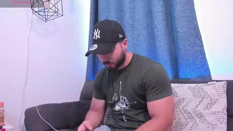 Instagram jeanpaulfit  online show from 02-25-25, 03:38