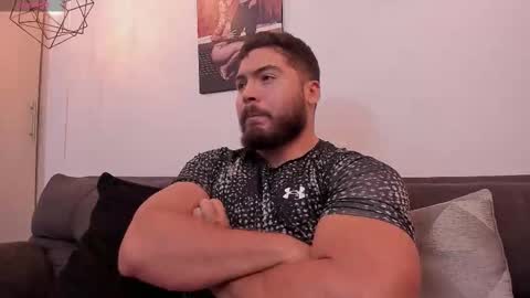 Instagram jeanpaulfit  online show from 09-12-25, 11:59